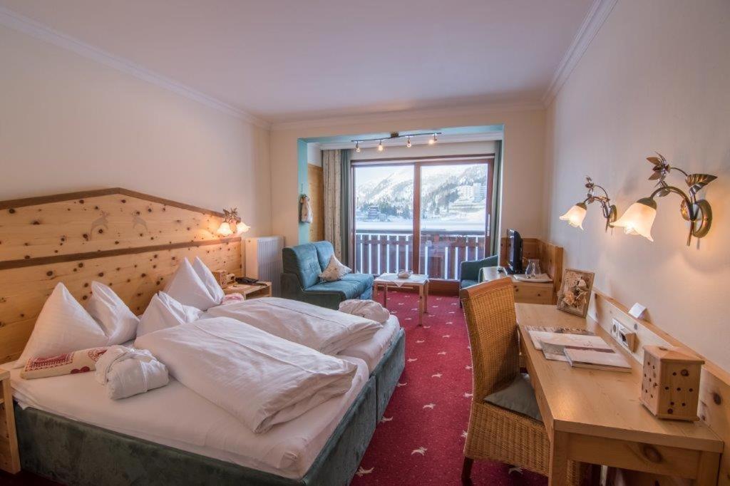 Seehotel Jaegerwirt Turracher Hoehe Exterior photo